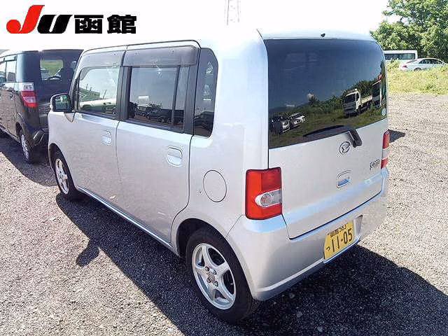 DAIHATSU MOVE CONTE