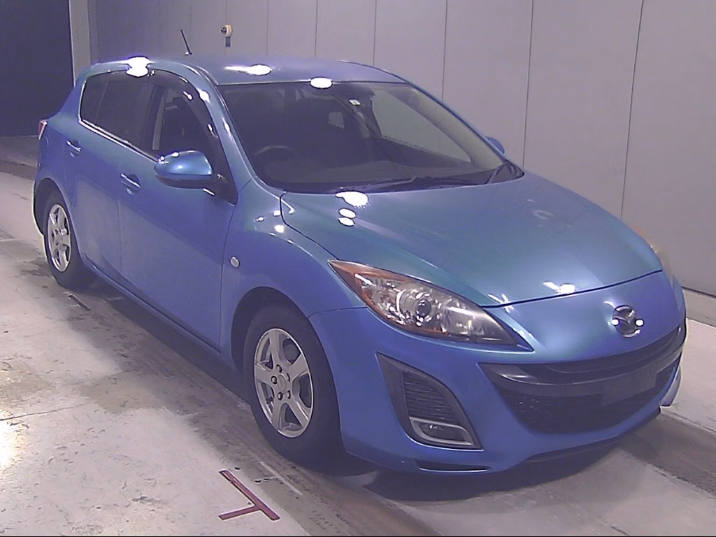 MAZDA AXELA