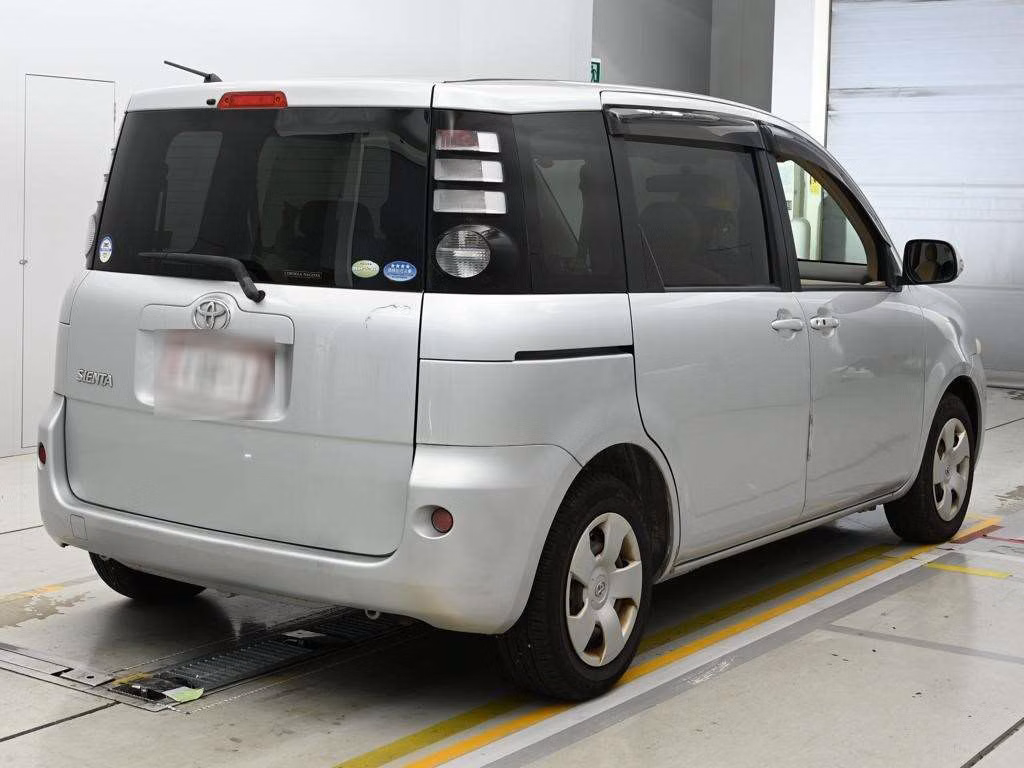 TOYOTA SIENTA