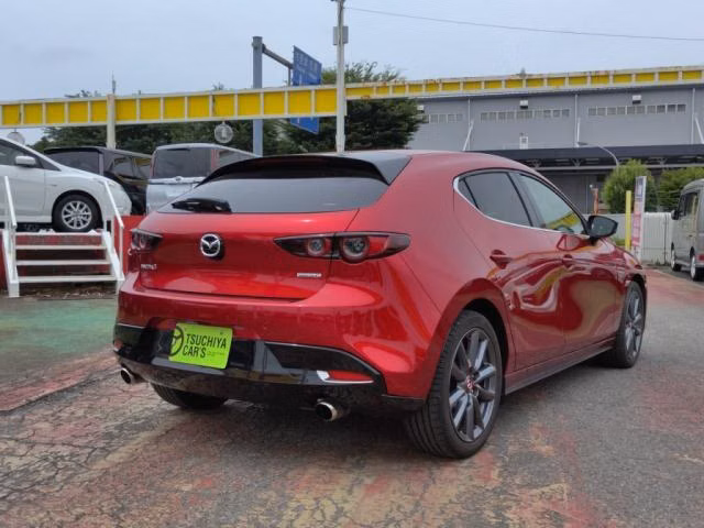 MAZDA MAZDA3