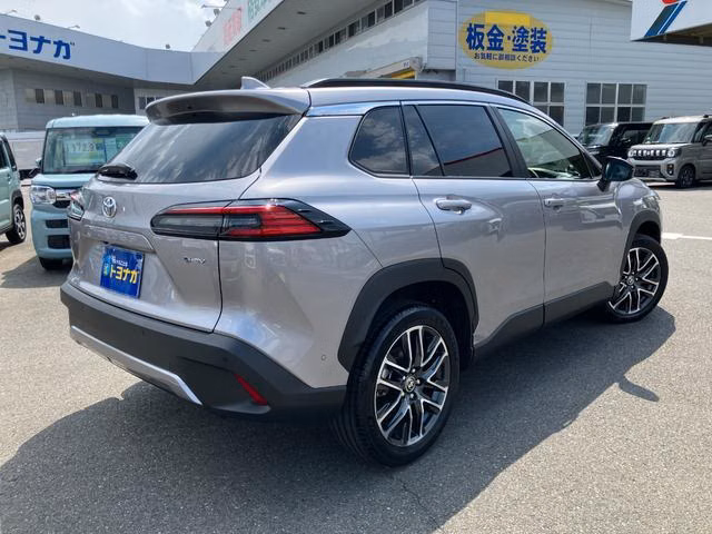 TOYOTA COROLLA CROSS