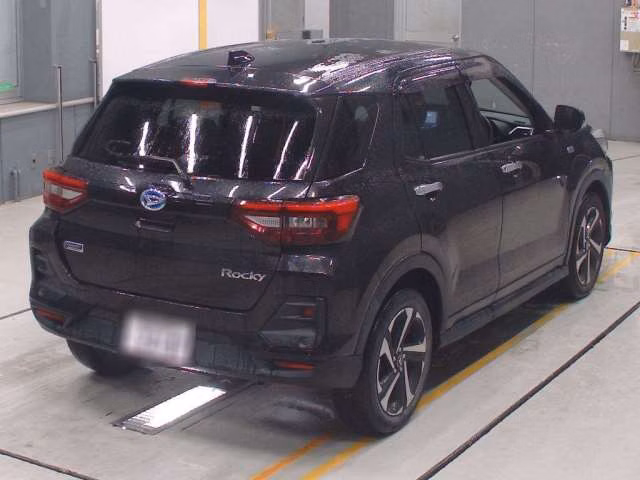DAIHATSU ROCKY