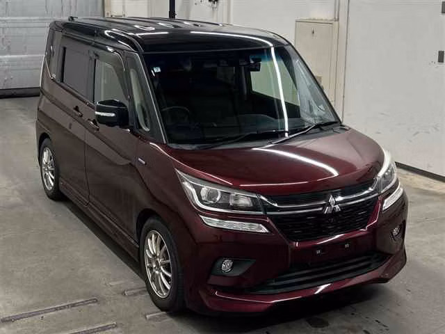 MITSUBISHI DELICA D:2