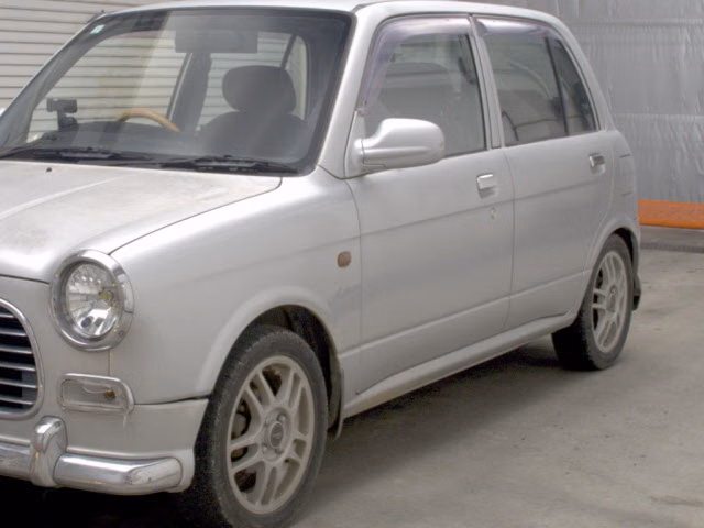 DAIHATSU MIRA GINO