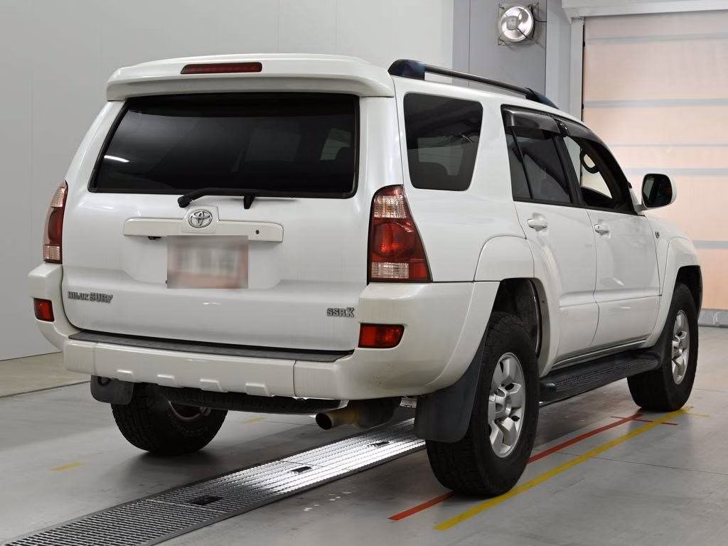 TOYOTA HILUX SURF