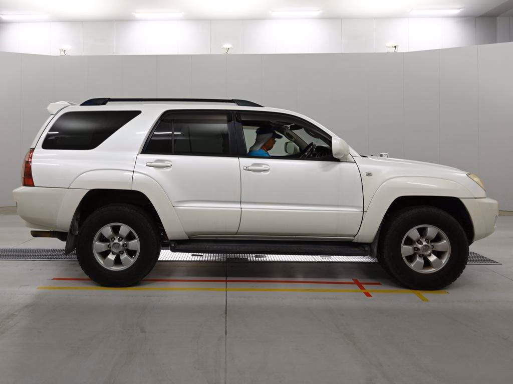 TOYOTA HILUX SURF