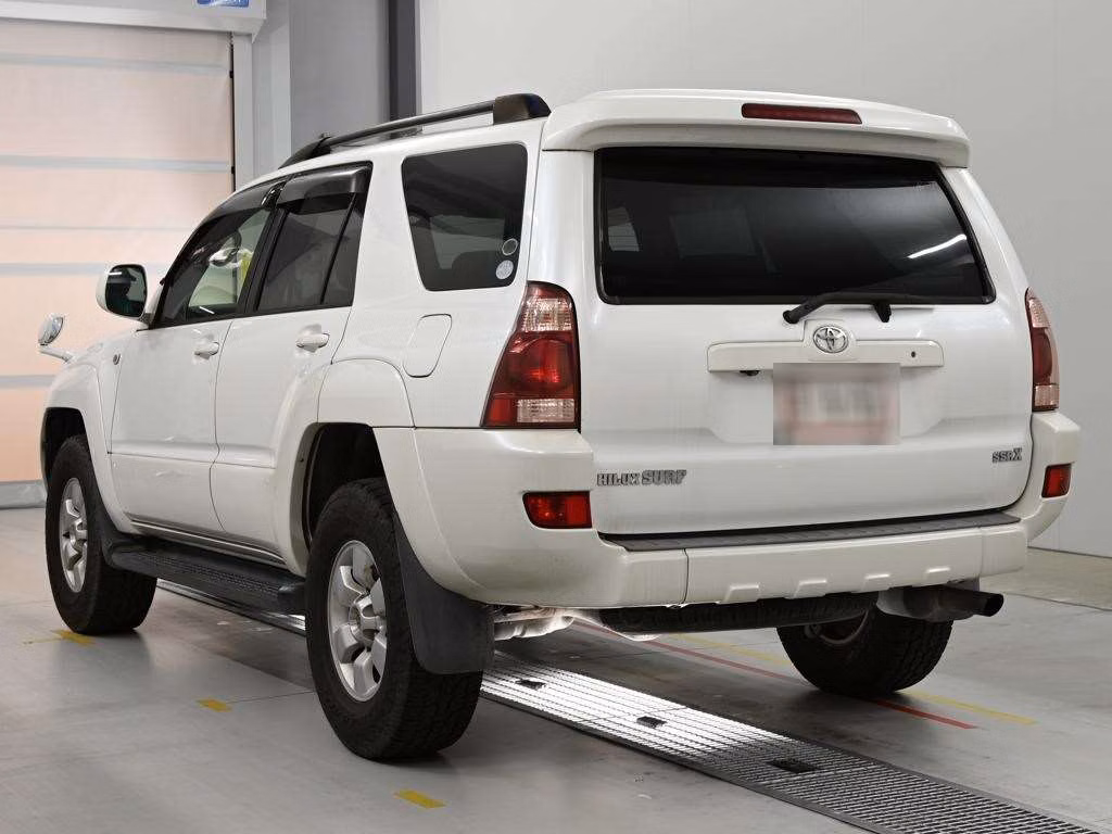 TOYOTA HILUX SURF