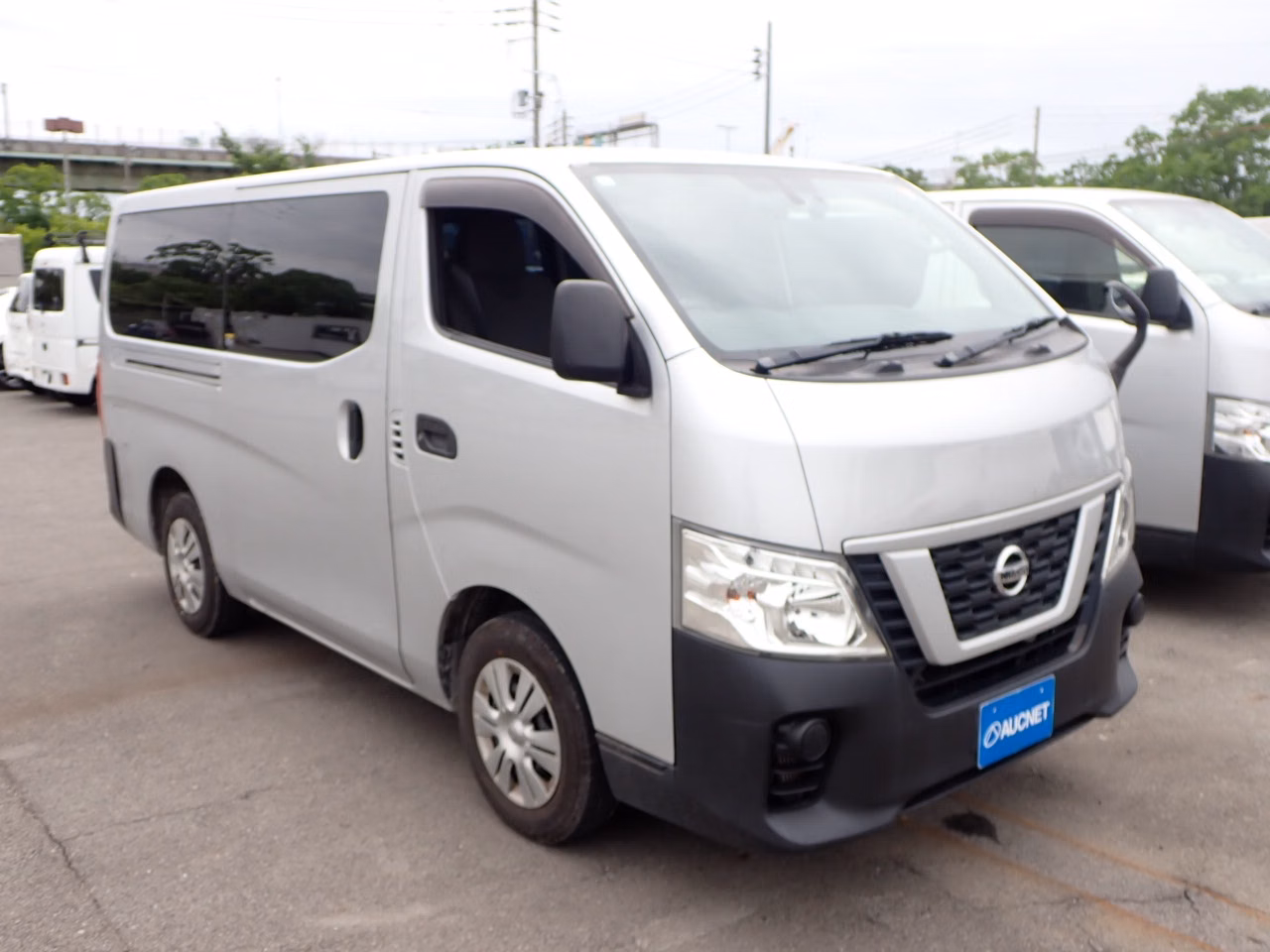 NISSAN NV350 CARAVAN