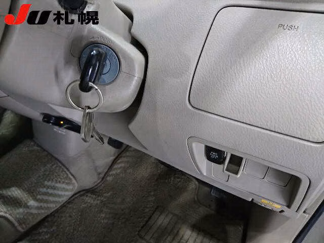 TOYOTA RAUM