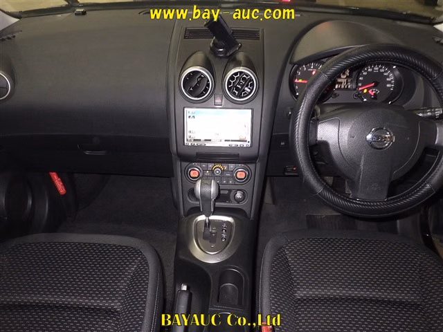 NISSAN DUALIS