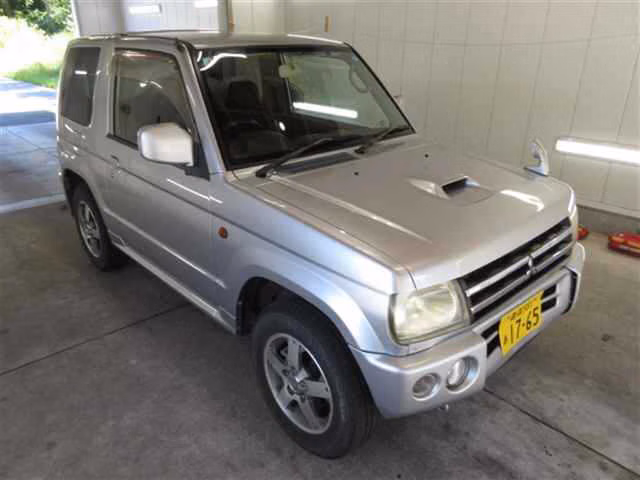 MITSUBISHI PAJERO MINI
