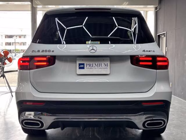 MERCEDES-BENZ GLB-CLASS