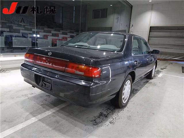 NISSAN LAUREL