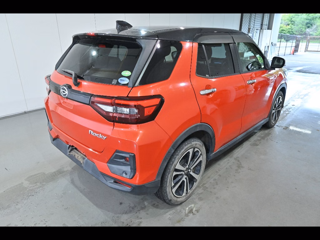 DAIHATSU ROCKY