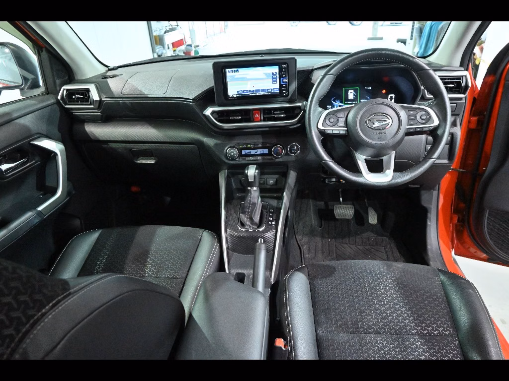 DAIHATSU ROCKY