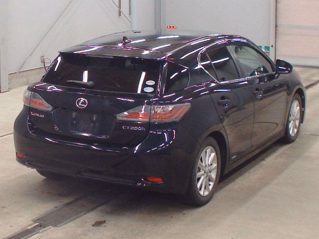 LEXUS CT200H