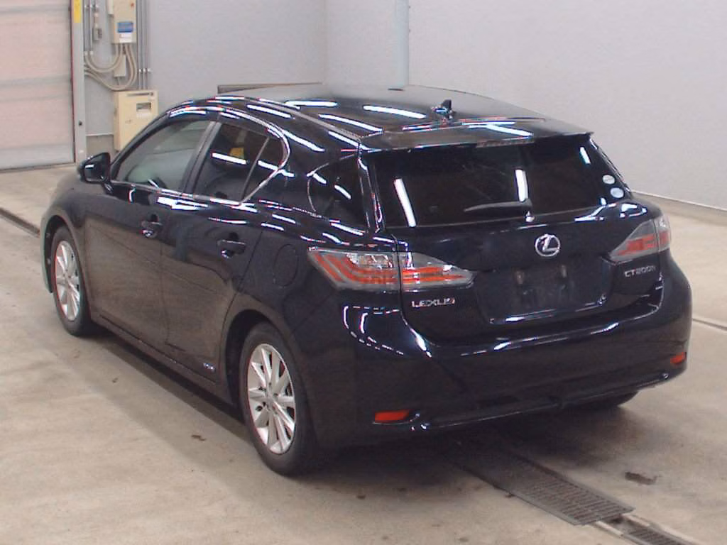 LEXUS CT200H