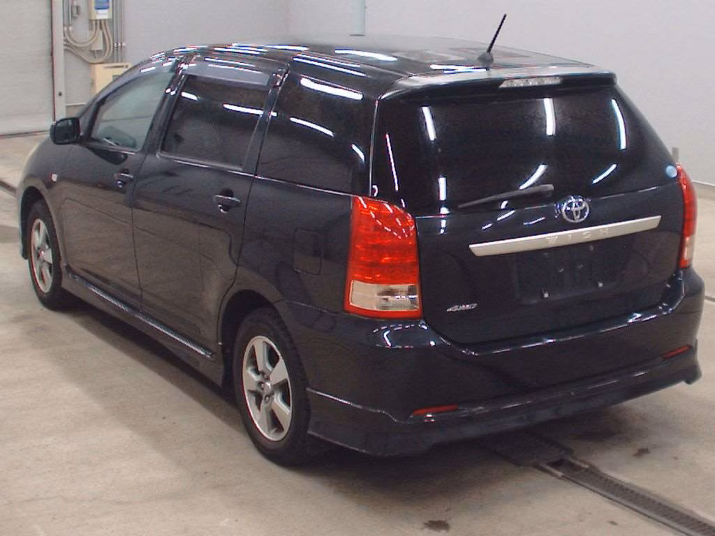 TOYOTA WISH