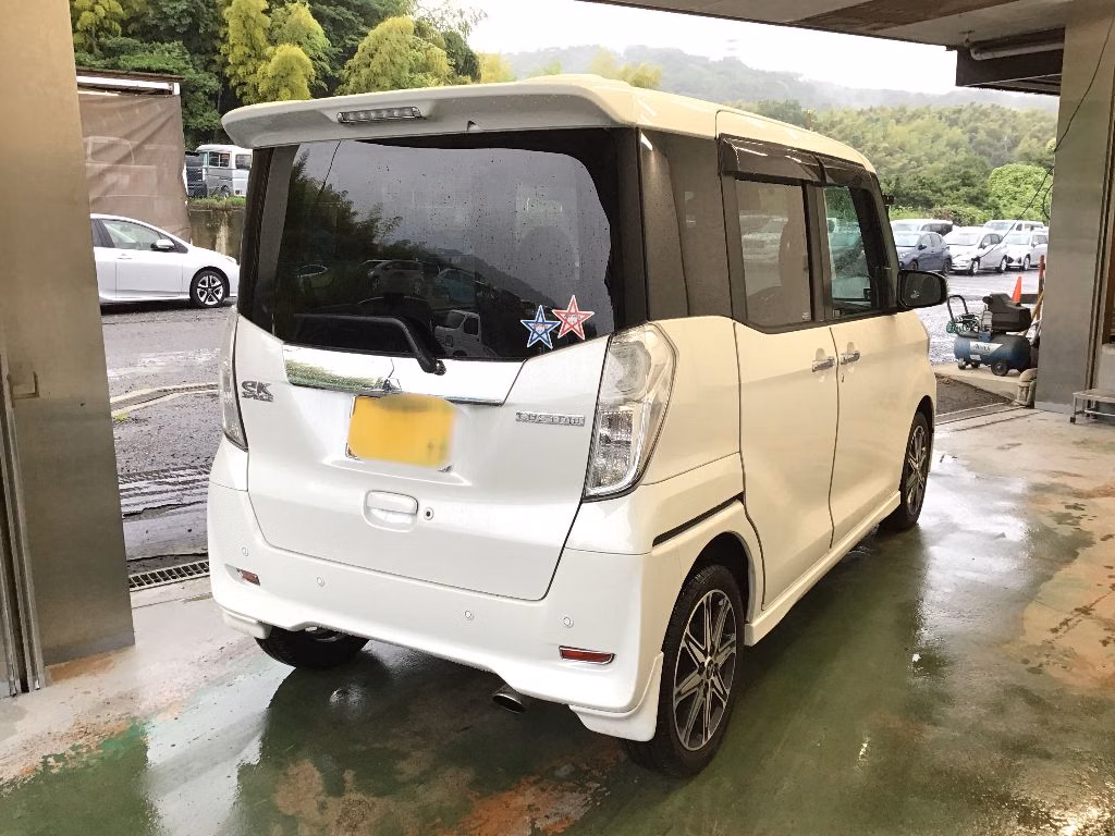 MITSUBISHI EK SPACE