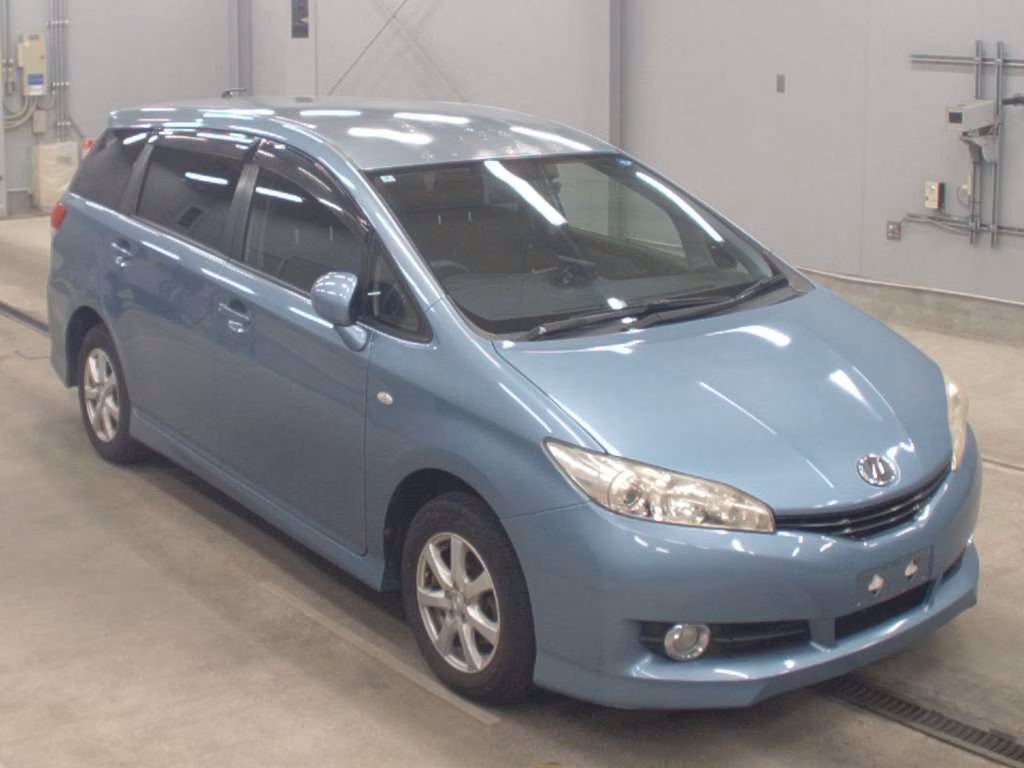 TOYOTA WISH