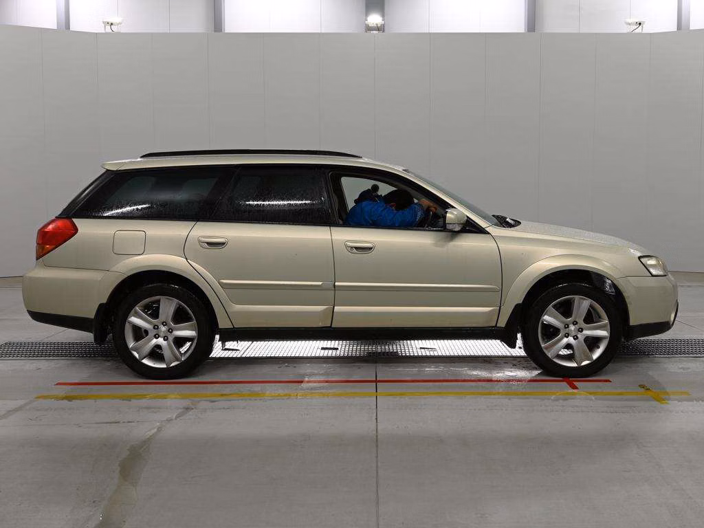 SUBARU OUTBACK
