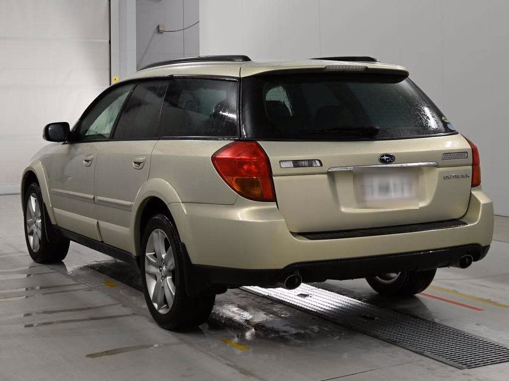 SUBARU OUTBACK