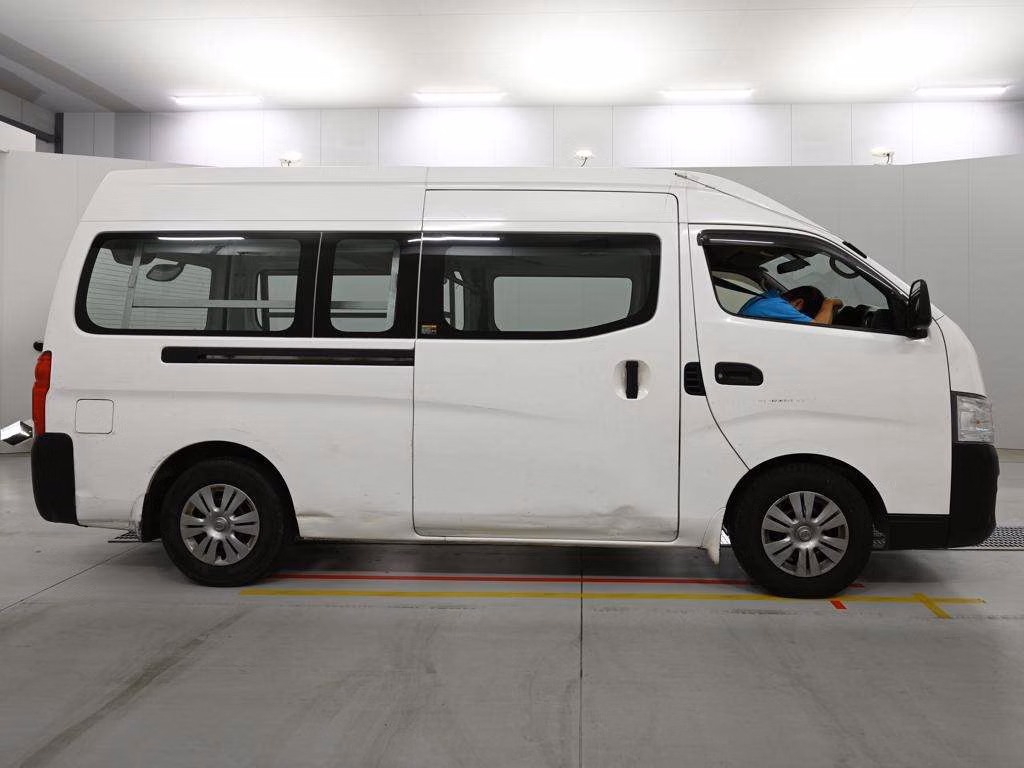 NISSAN NV350 CARAVAN