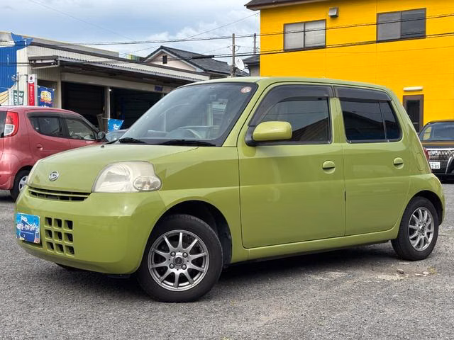 DAIHATSU ESSE
