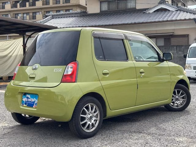 DAIHATSU ESSE