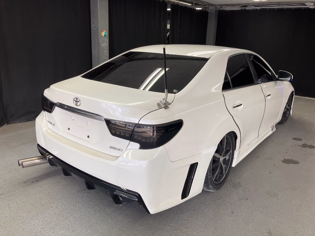 TOYOTA MARK X