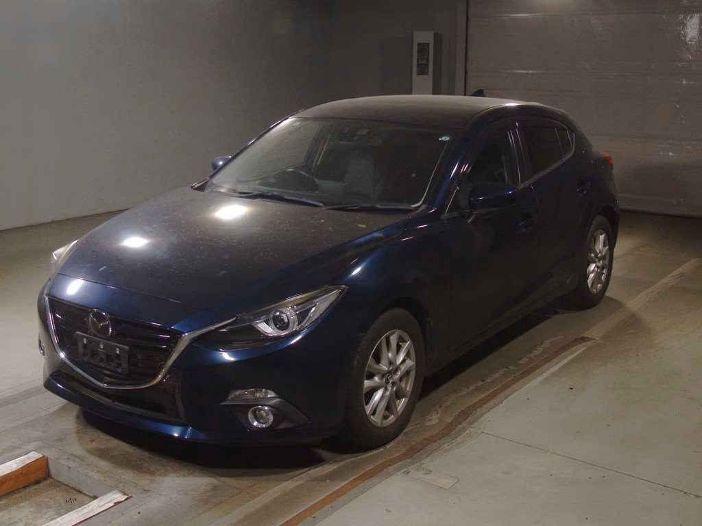 MAZDA AXELA