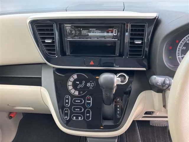 MITSUBISHI EK SPACE