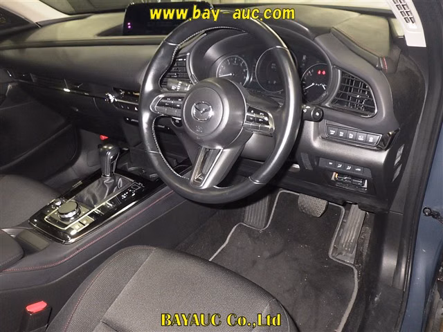MAZDA CX-30