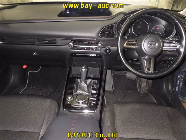 MAZDA CX-30