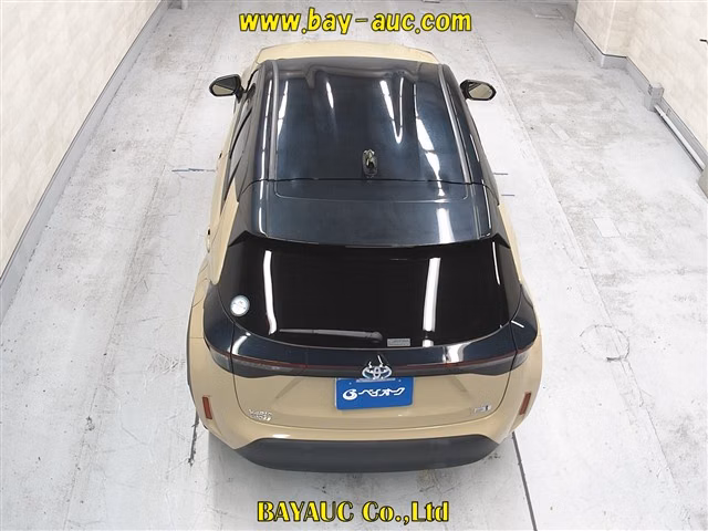 TOYOTA YARIS CROSS