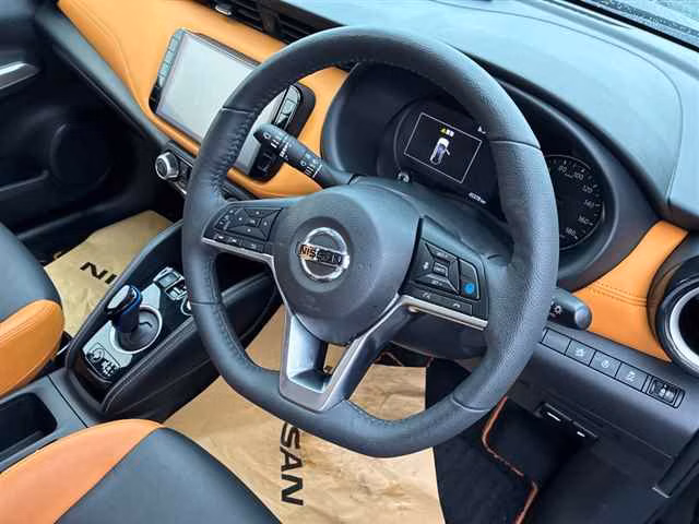 NISSAN KICKS