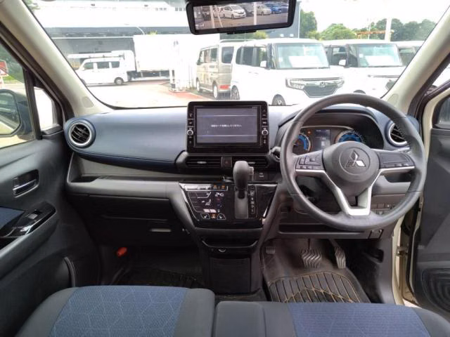 MITSUBISHI EK X