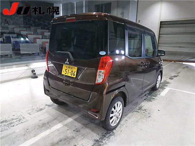 MITSUBISHI EK SPACE