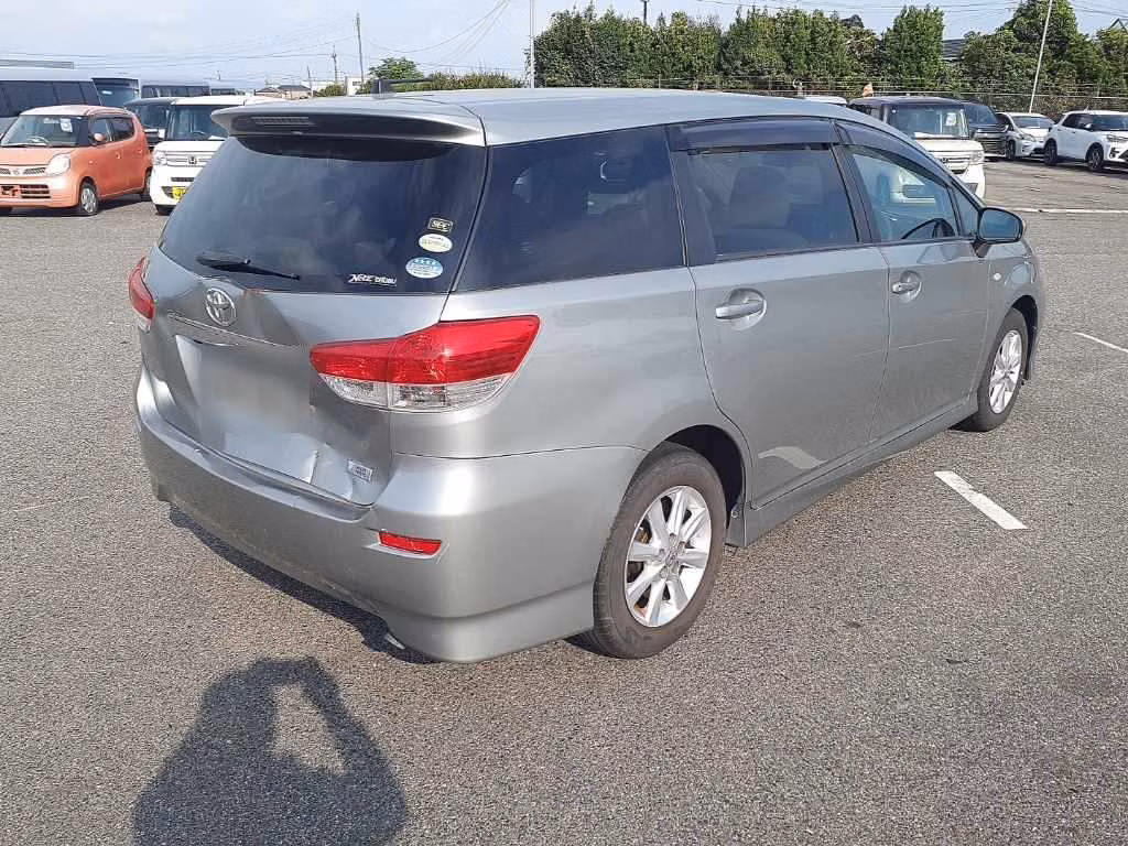 TOYOTA WISH