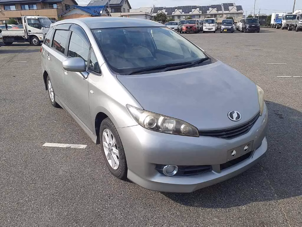 TOYOTA WISH
