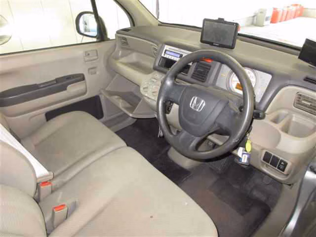 HONDA LIFE