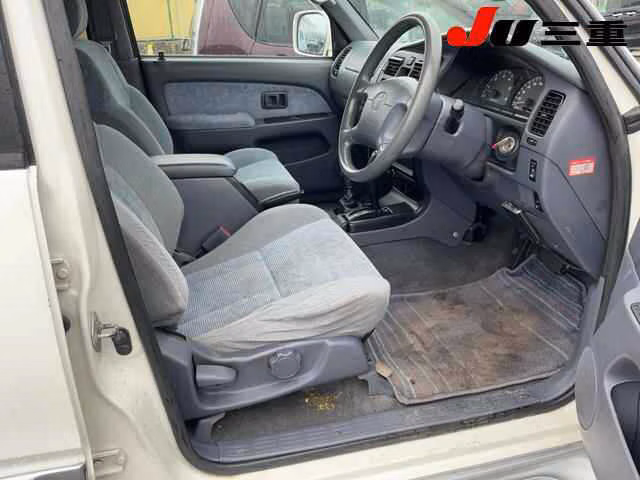 TOYOTA HILUX SURF