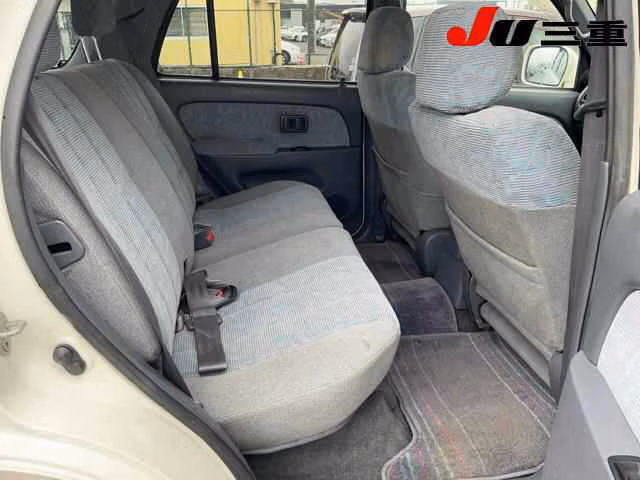 TOYOTA HILUX SURF