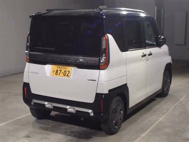 MITSUBISHI DELICA MINI