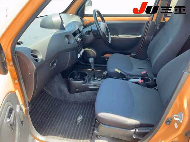 DAIHATSU ESSE