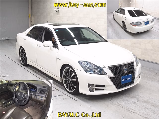 TOYOTA CROWN