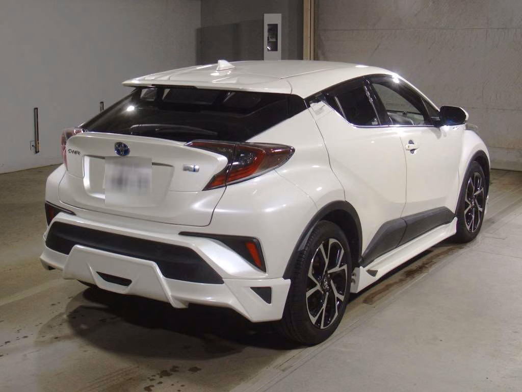 TOYOTA C-HR
