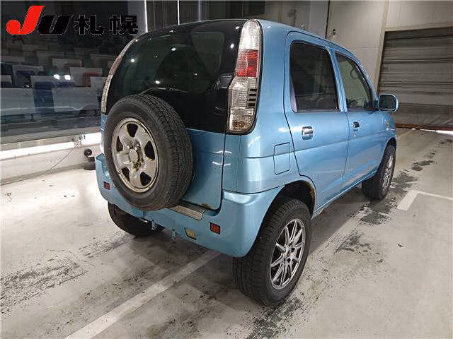 DAIHATSU TERIOS KID