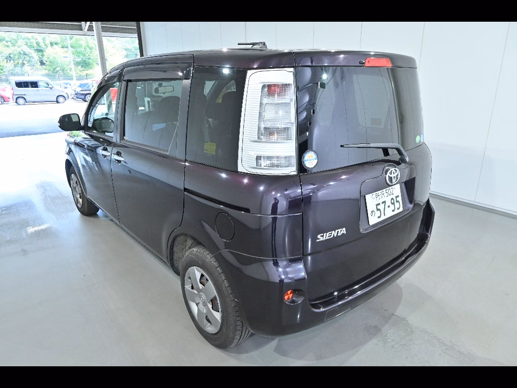 TOYOTA SIENTA