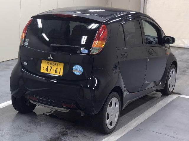 MITSUBISHI I